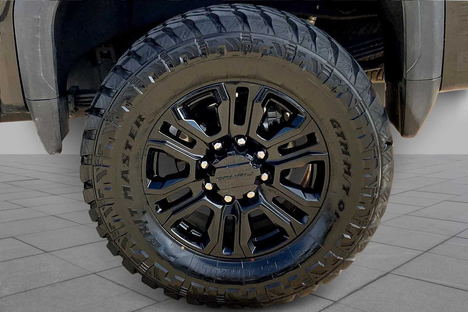 2023 Gmc Sierra HD Denali photo 10