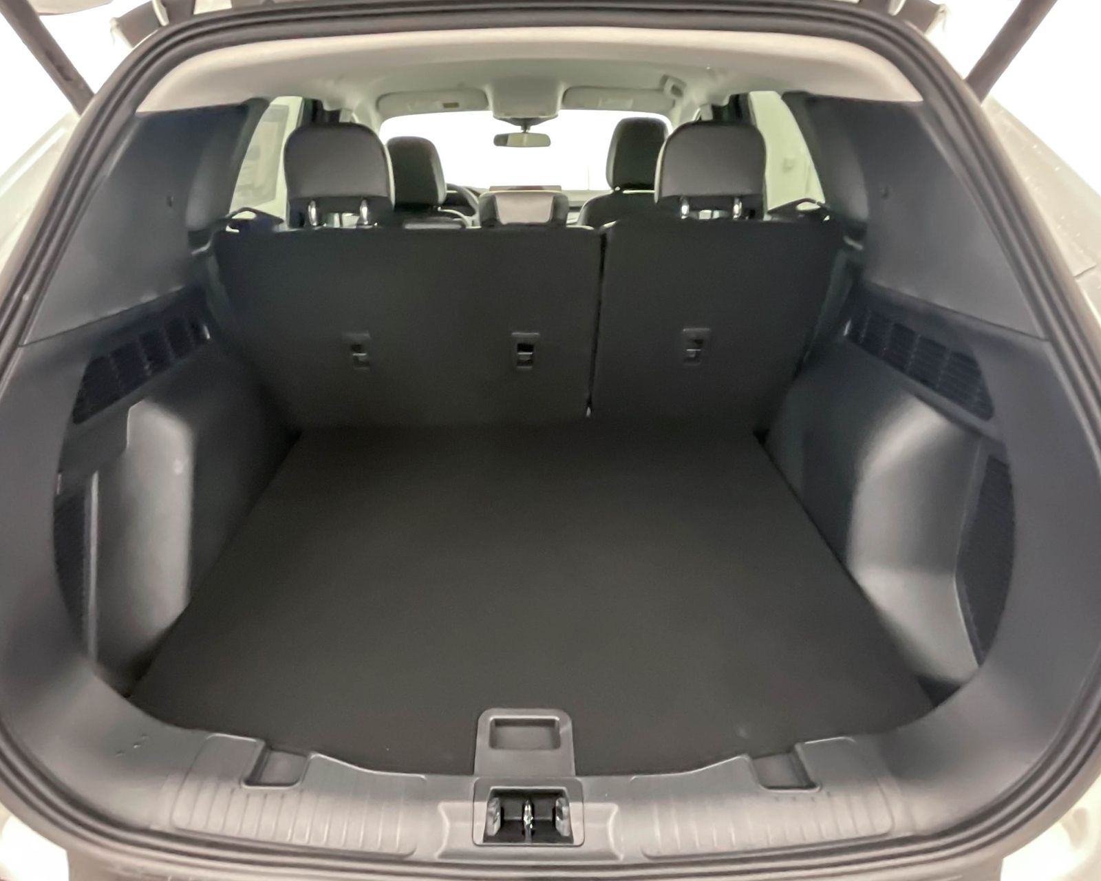 2025 Ford Escape Plug-In Hybrid Sport photo 20