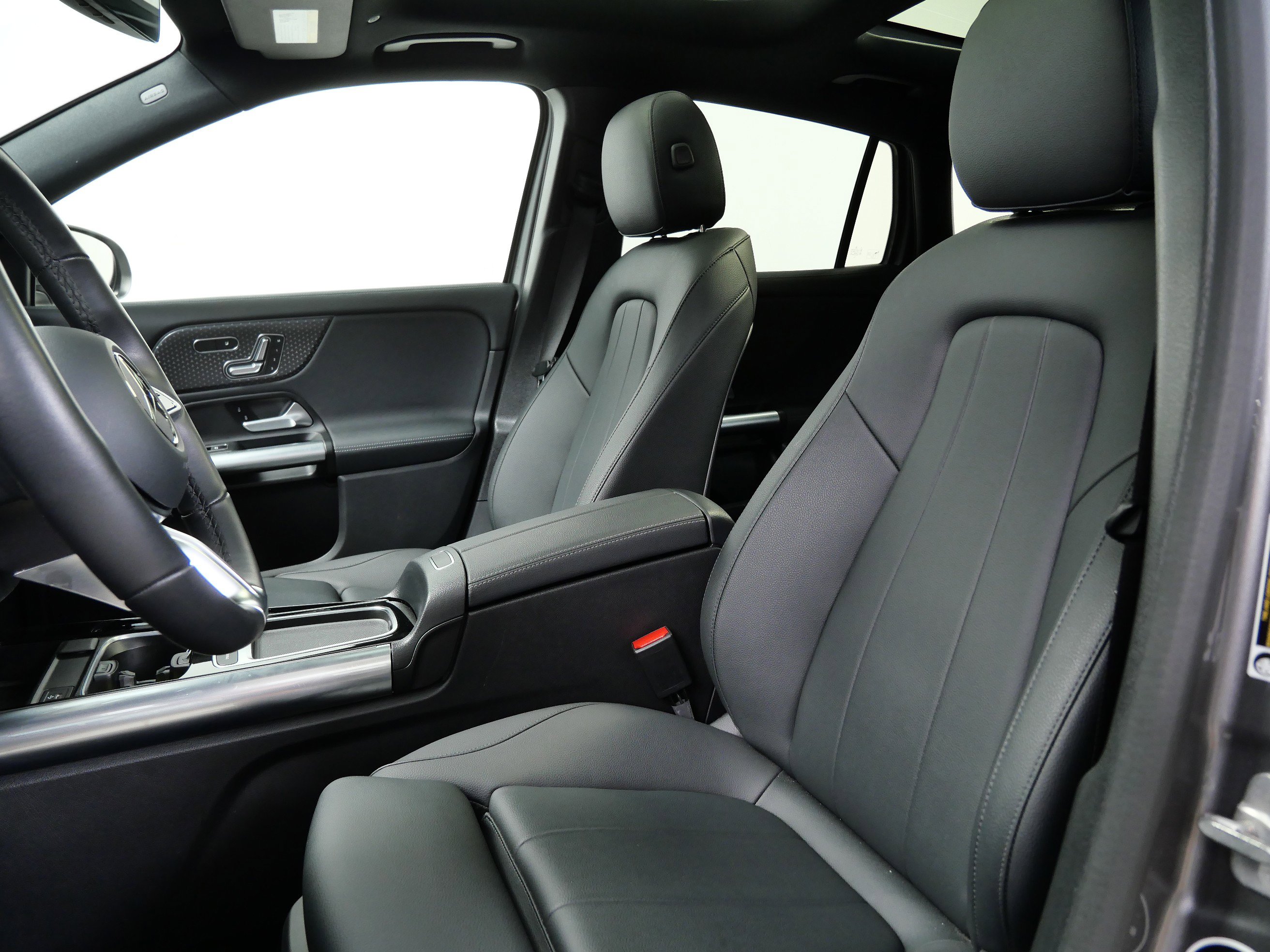 2025 Mercedes Benz GLA 250 4MATIC photo 15