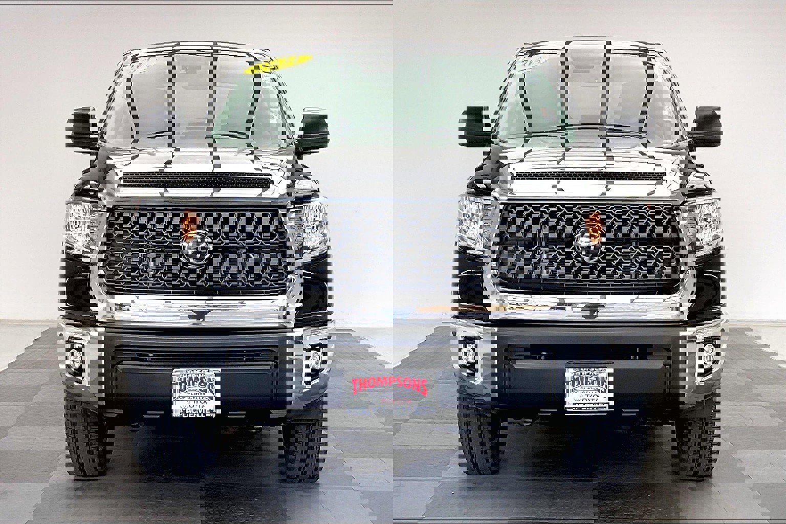 2021 Toyota Tundra SR5 photo 2