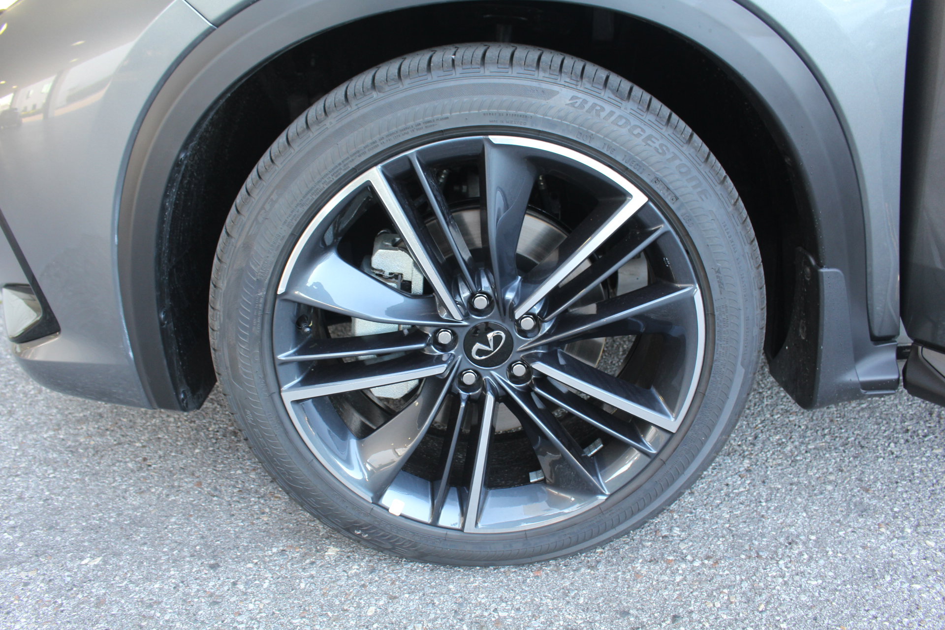 2025 Infiniti QX50 SPORT photo 9