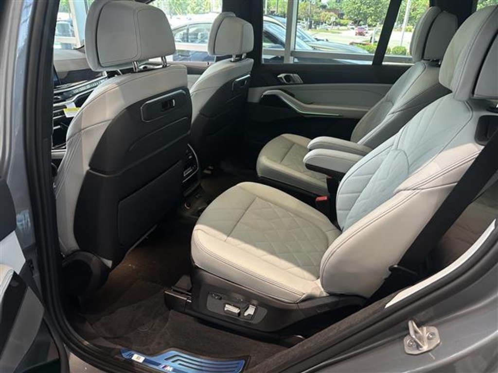 2026 Bmw X7 xDrive40i photo 12
