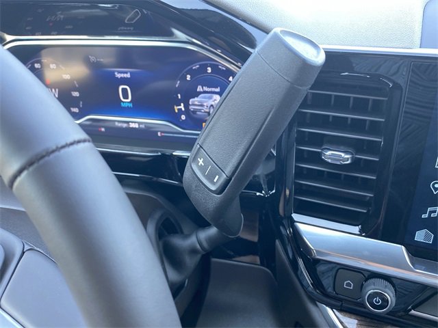 2025 Chevrolet Silverado 1500 LT photo 16