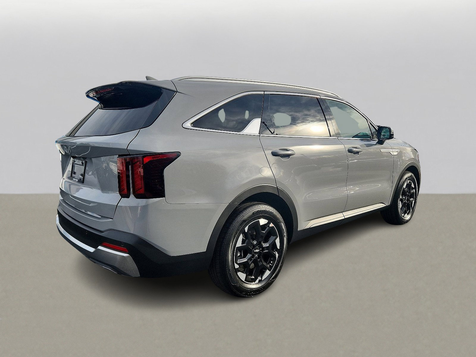 2025 Kia Sorento S photo 4