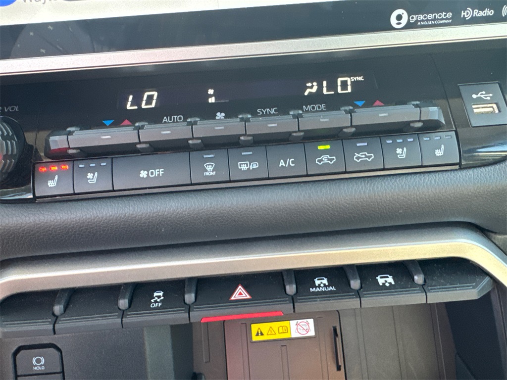 2023 Toyota Tundra Limited photo 27