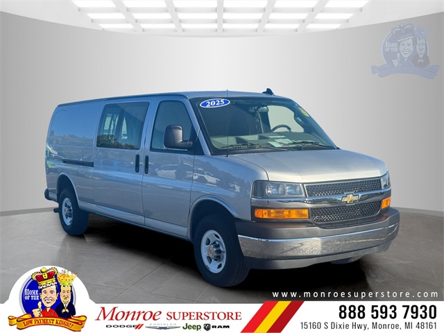 2025 Chevrolet Express Cargo Work Van's photo