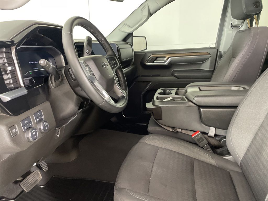 2023 Chevrolet Silverado 1500 RST photo 23
