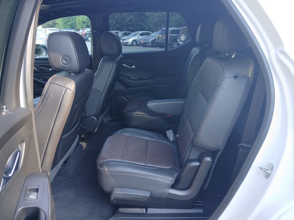 2022 Chevrolet Traverse High Country photo 24