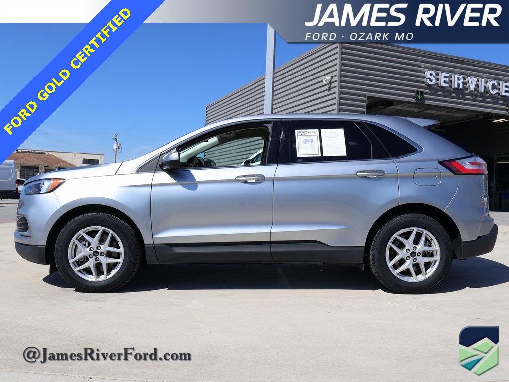 2024 Ford Edge SEL photo 2
