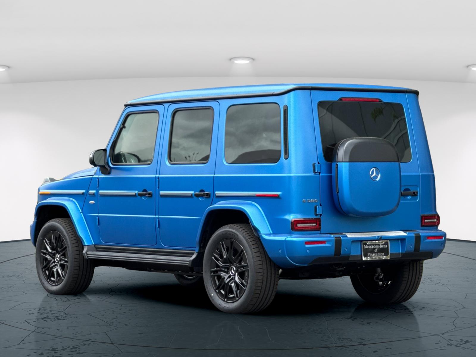 2025 Mercedes Benz G photo 4