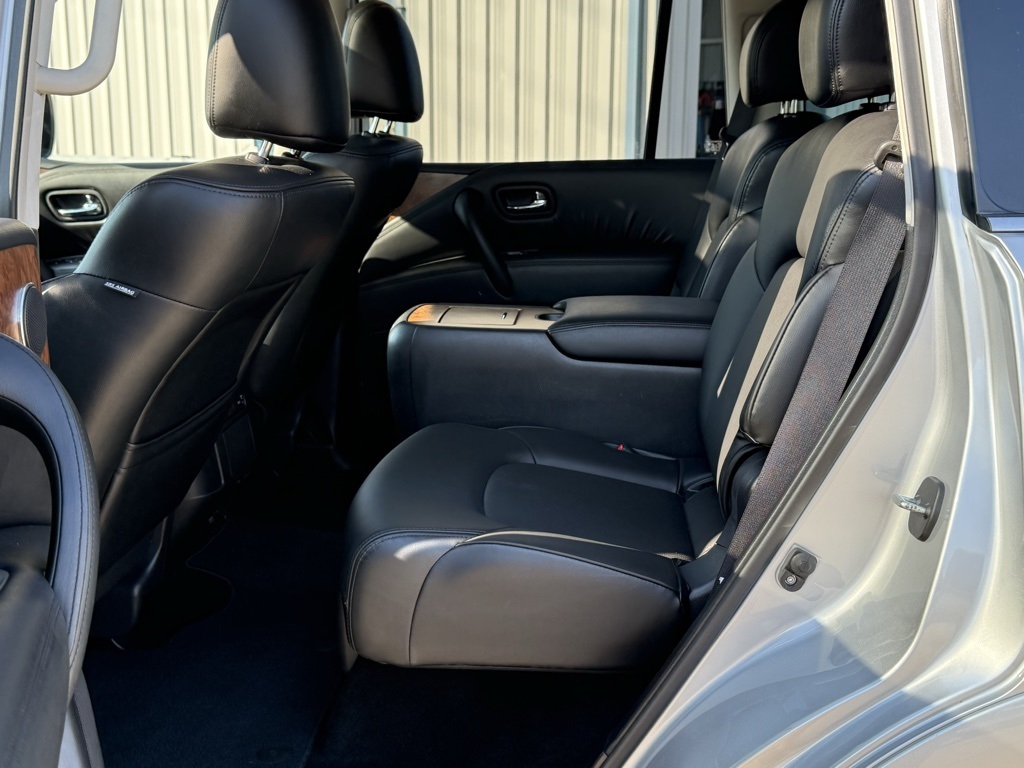 2023 Nissan Armada SL photo 14