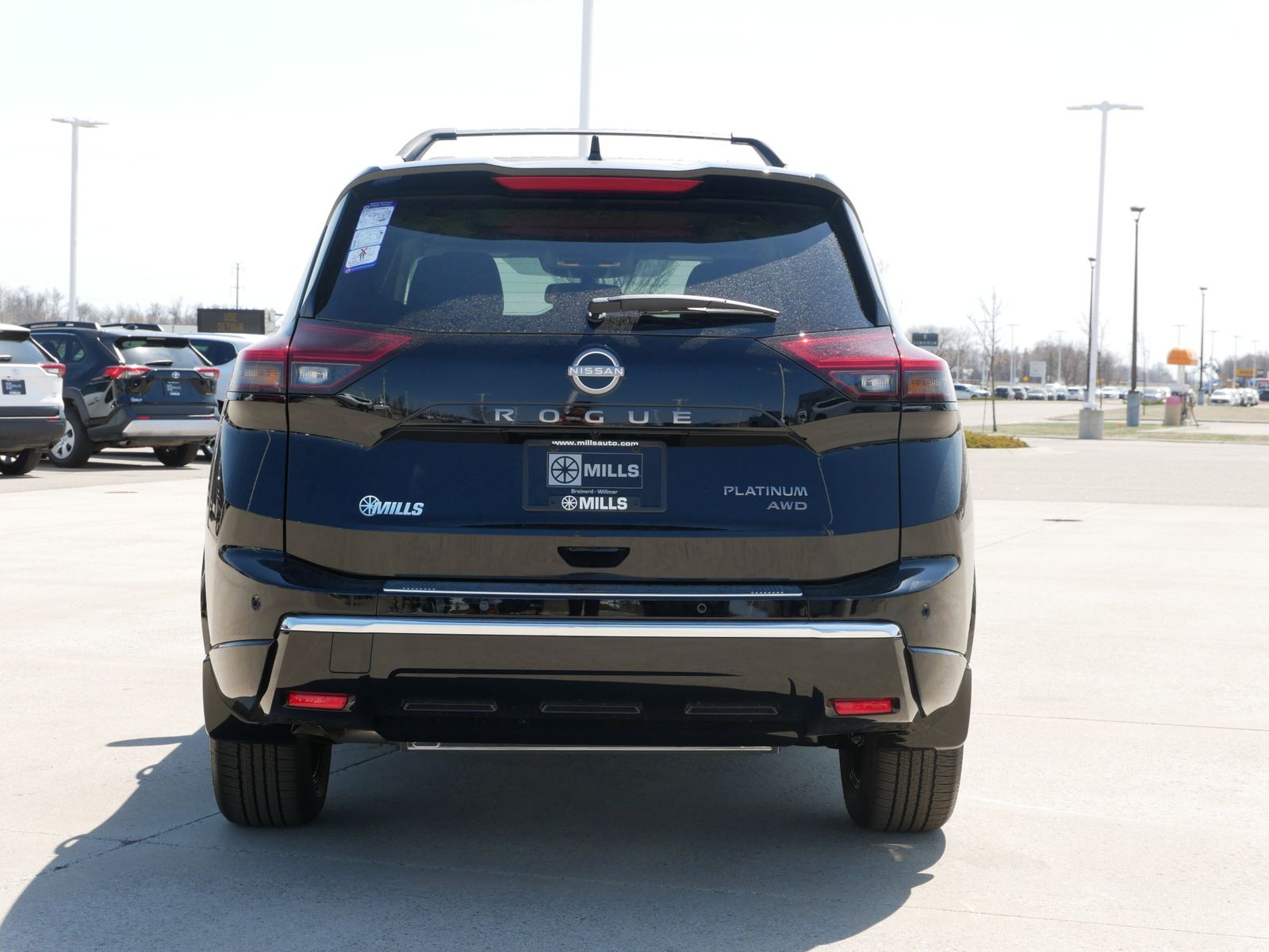 2025 Nissan Rogue Platinum photo 4
