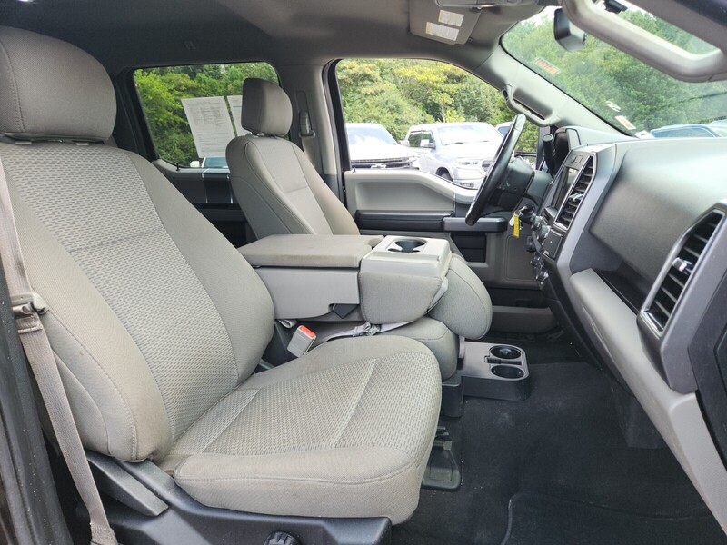 2019 Ford F-150 XLT photo 18