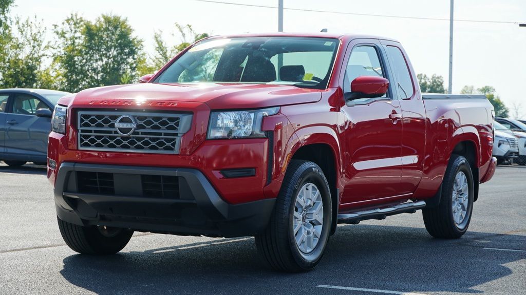 2023 Nissan Frontier SV photo 8