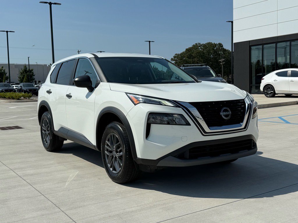 2023 Nissan Rogue S photo 2