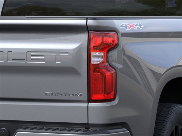 2026 Chevrolet Silverado 1500 Custom photo 9