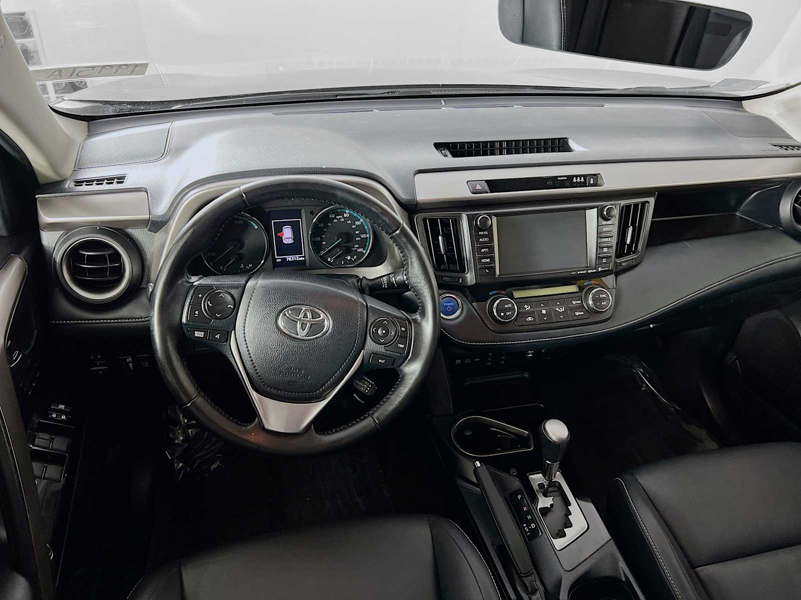2018 Toyota RAV4 Hybrid Limited photo 23