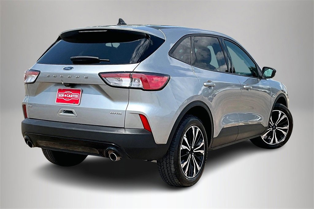 2022 Ford Escape SE photo 5