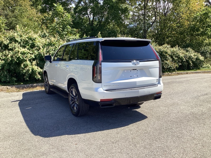 2022 Cadillac Escalade Sport photo 5
