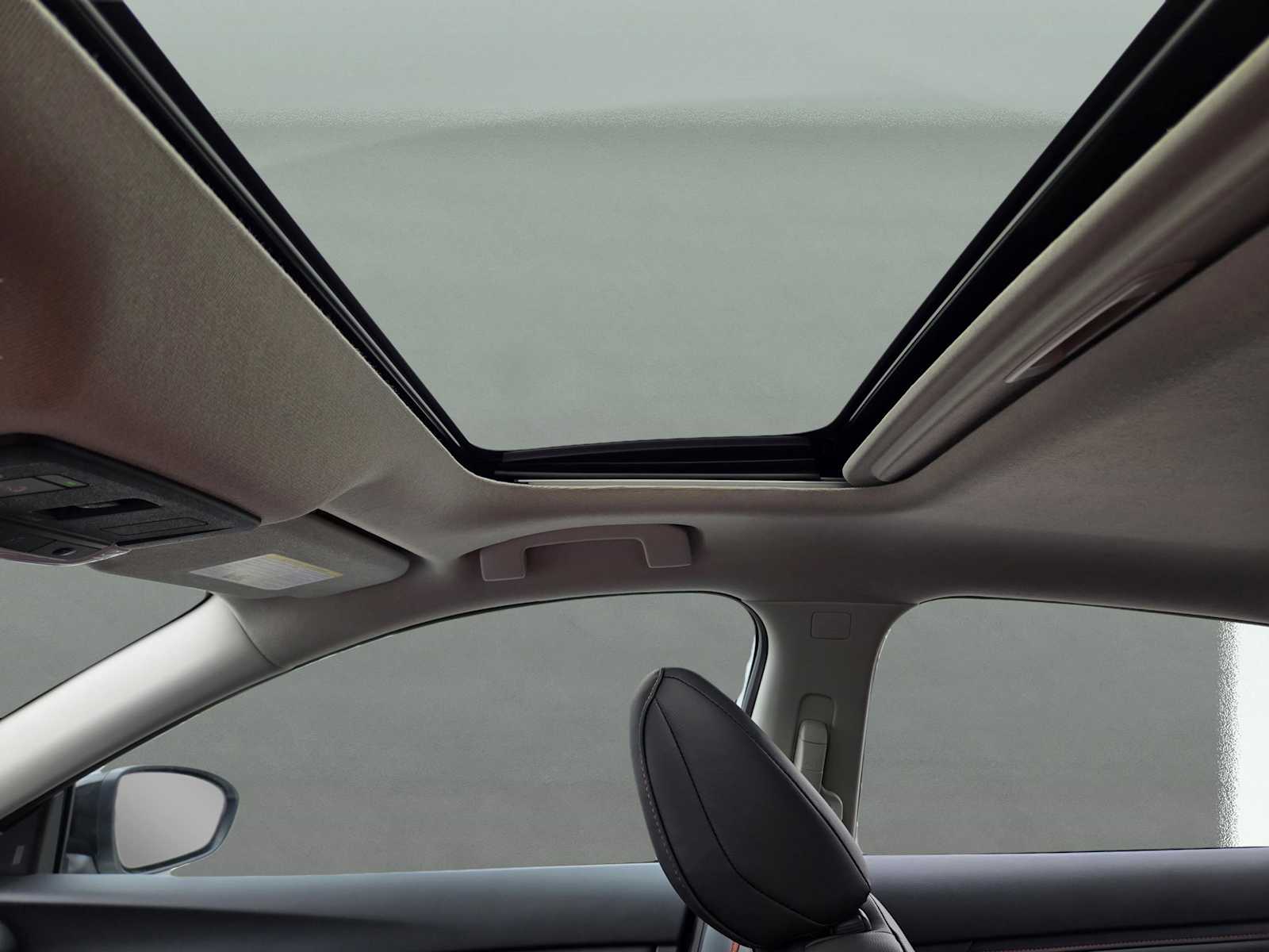 2025 Nissan Sentra SR photo 19