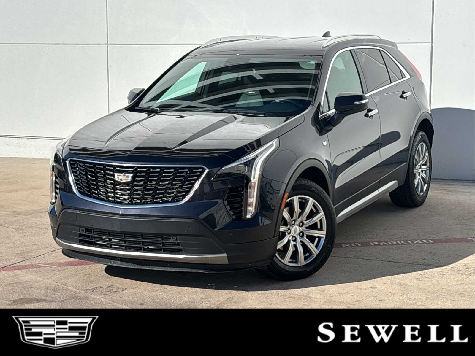2023 Cadillac XT4 Premium Luxury's photo