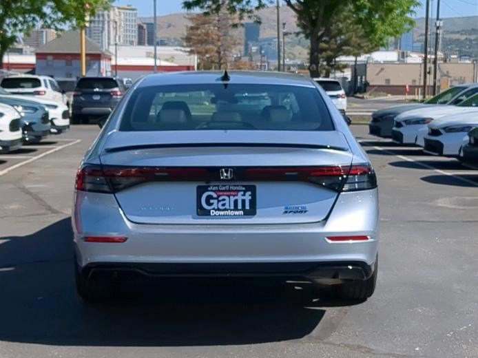 2025 Honda Accord Hybrid Sport-L photo 4