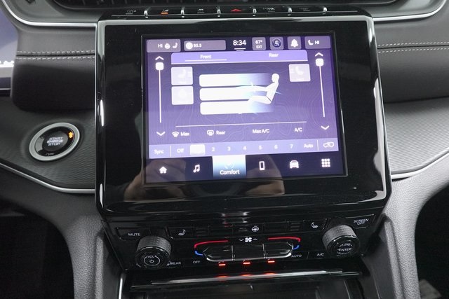 2025 Jeep Grand Cherokee Laredo Altitude photo 20