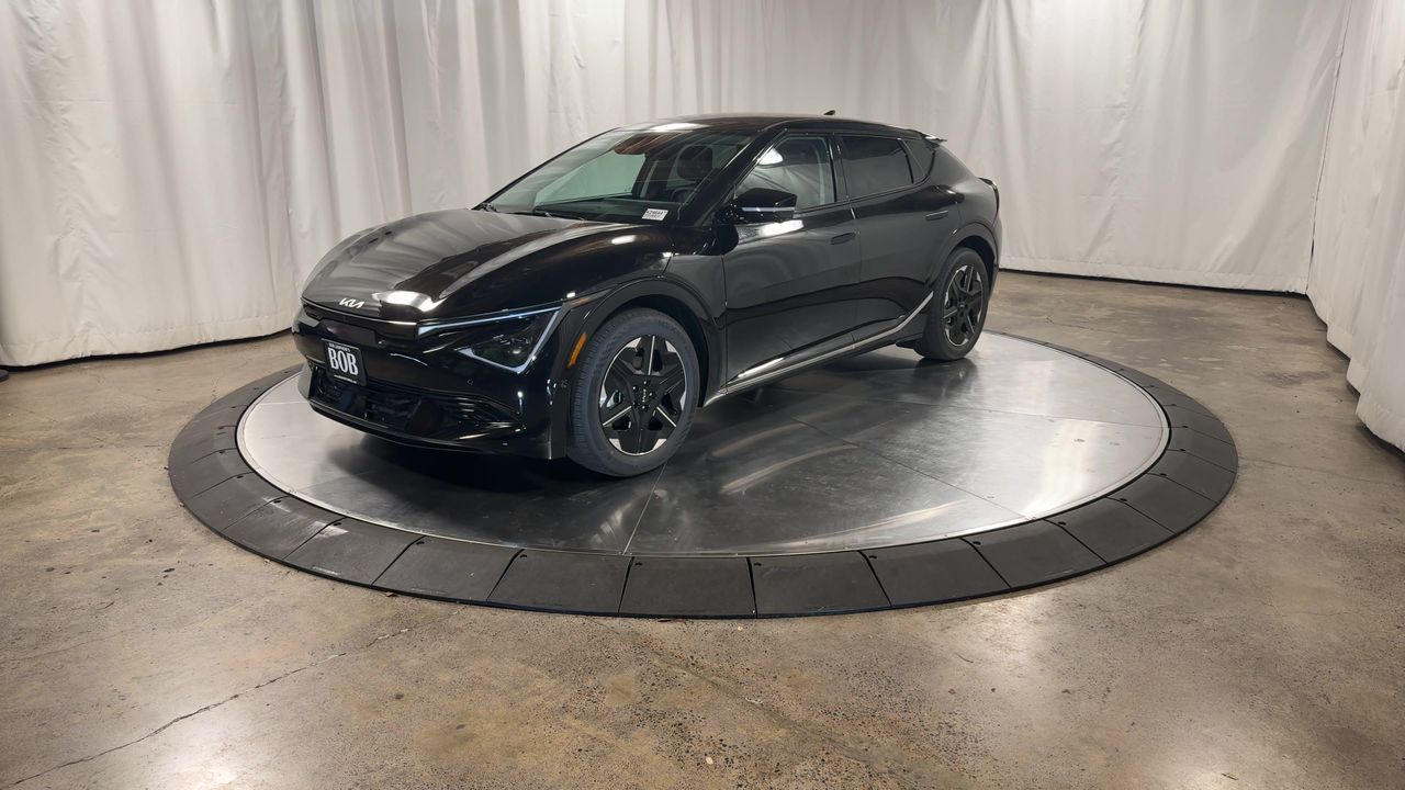 2025 Kia EV6 Wind photo 4