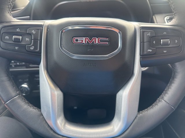 Used 2022 White Frost Tricoat GMC SLT image 23