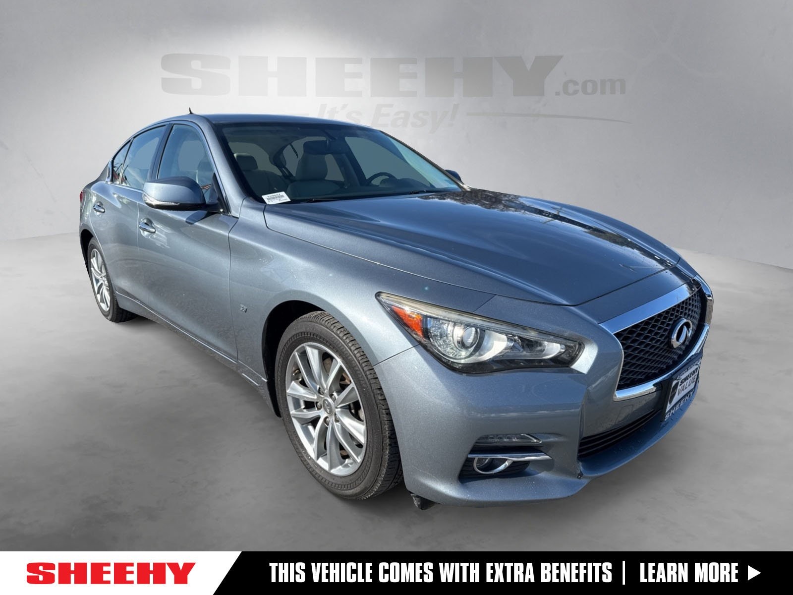 2015 INFINITI Q50