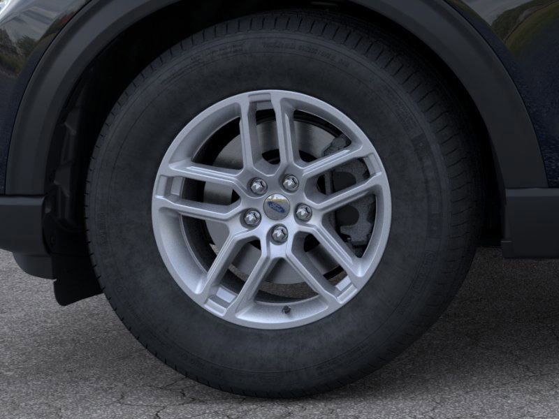 2025 Ford Explorer photo 16
