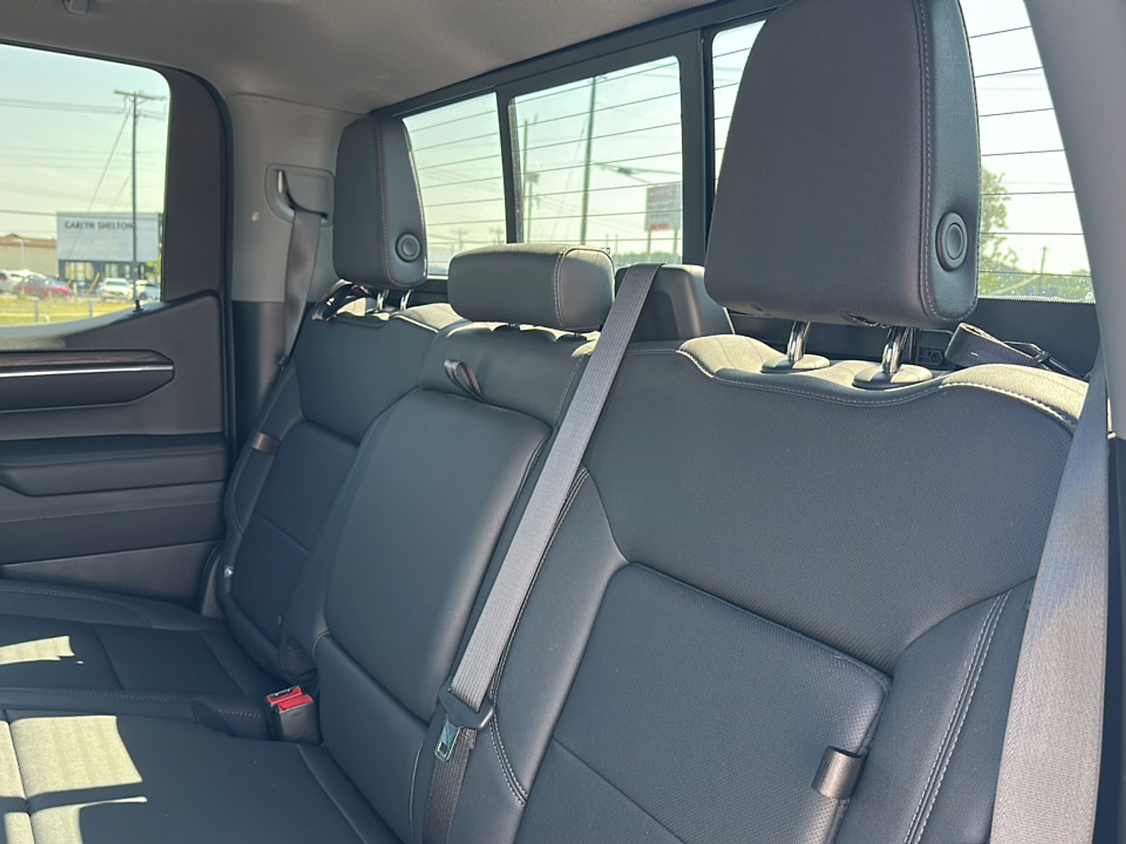 2024 Gmc Sierra 1500 SLT photo 8