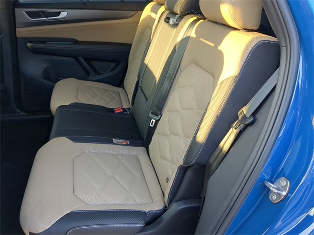 2026 Volkswagen Atlas Cross Sport SE Technology photo 18