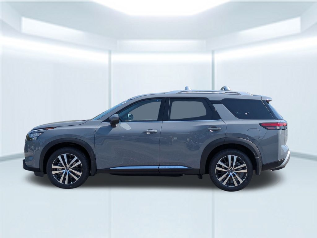 2025 Nissan Pathfinder Platinum photo 2