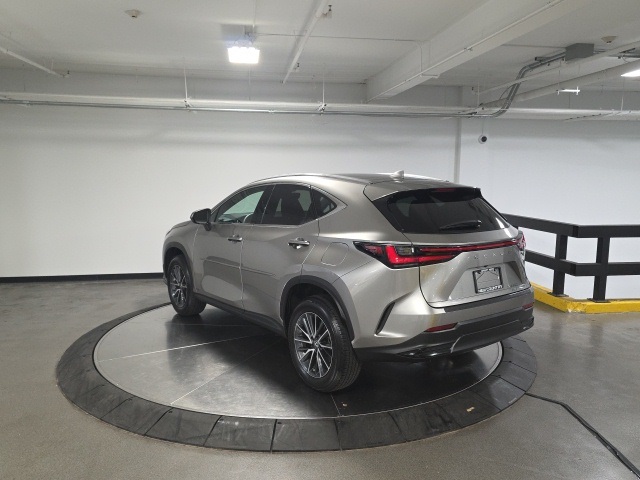 2023 Lexus NX 350 photo 4