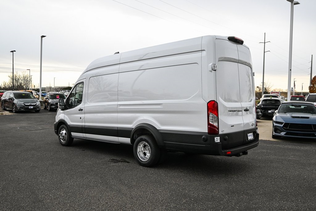 2026 Ford Transit photo 4