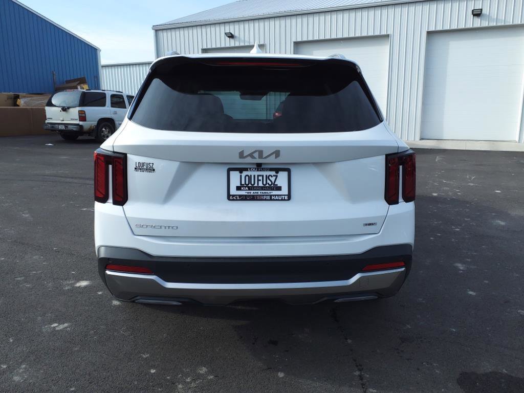 2025 Kia Sorento Hybrid EX photo 3