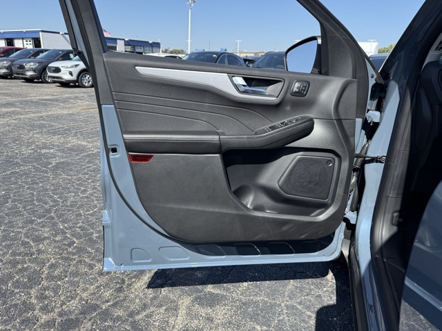 2025 Ford Escape Platinum photo 19
