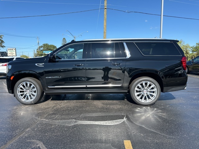 2024 Gmc Yukon XL Denali photo 2