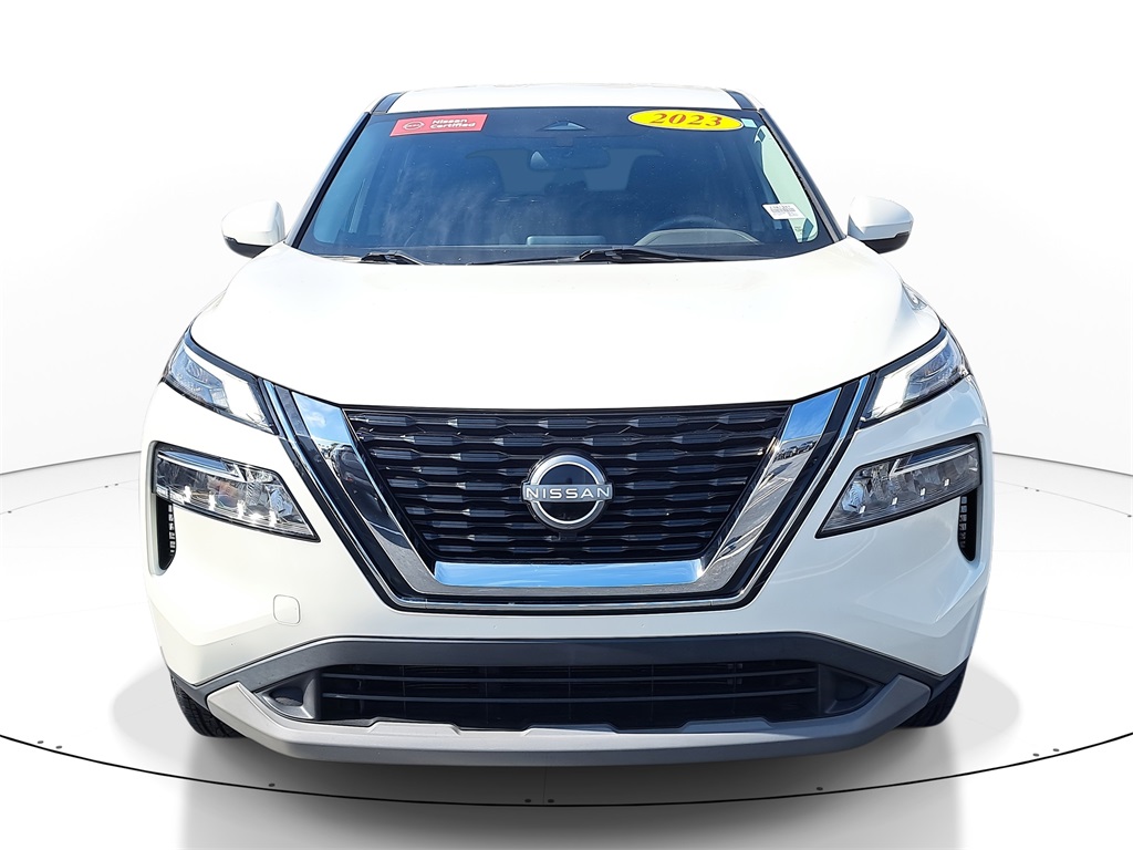 2023 Nissan Rogue SV photo 2