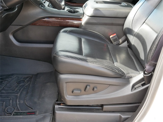 2017 Gmc Yukon SLT photo 14