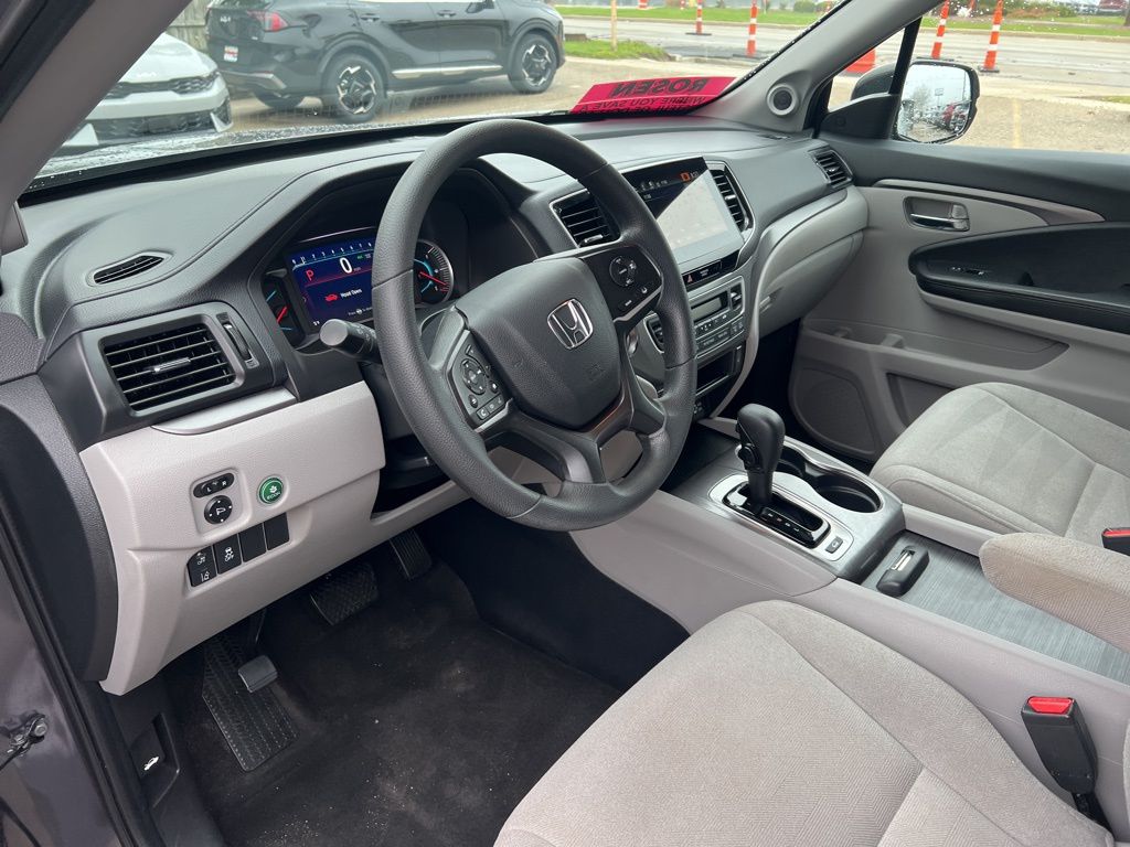 2020 Honda Pilot EX photo 6
