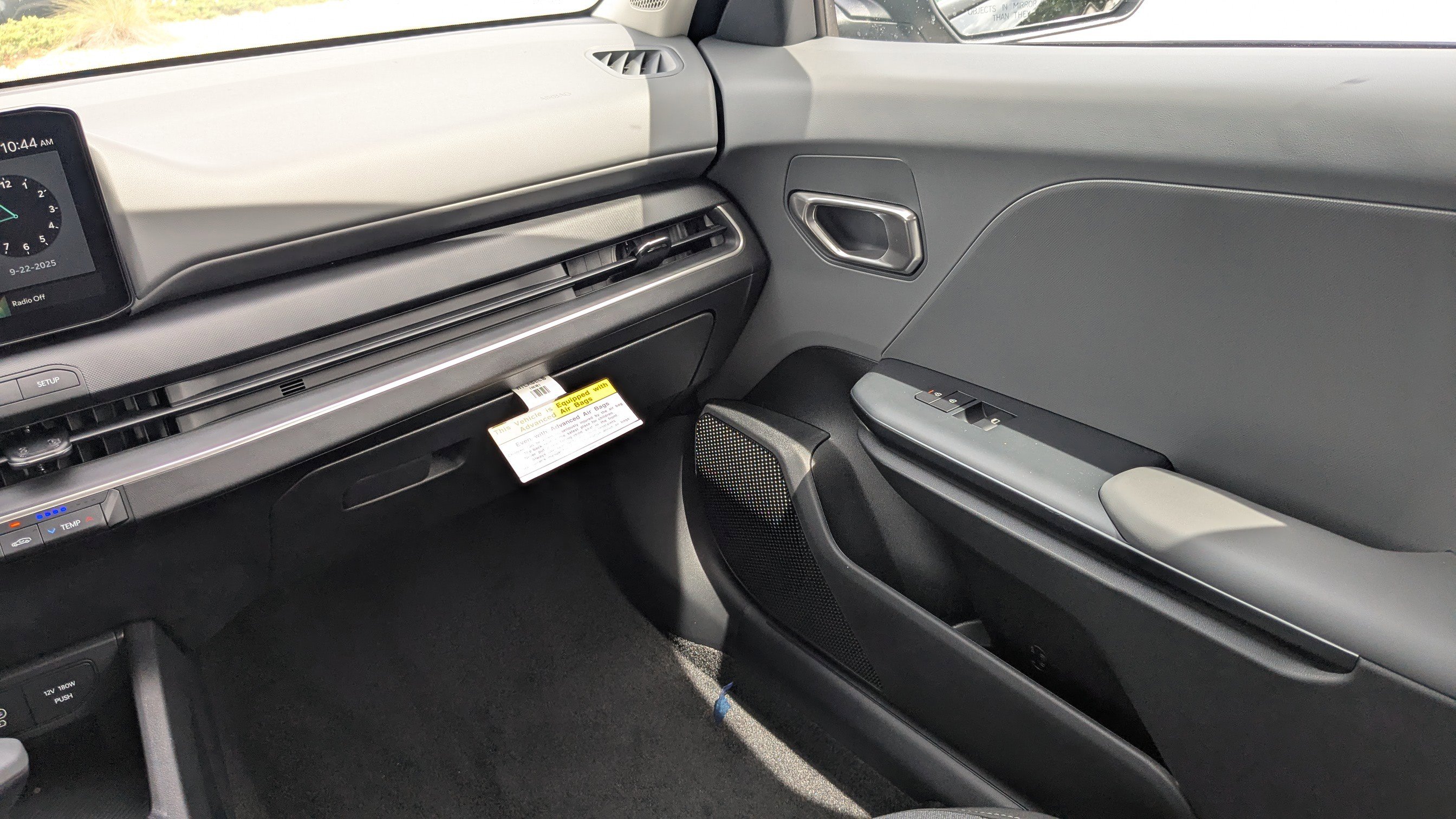 2025 Kia K4 LXS photo 17