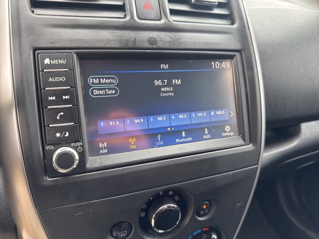 2019 Nissan Versa Note SV photo 18