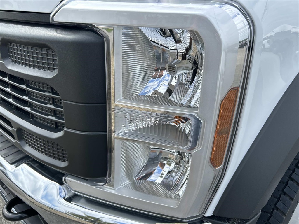 2026 Ford F-450 XL photo 8