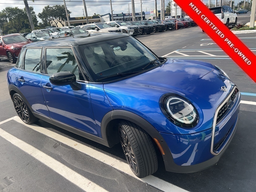 2025 MINI Hardtop 4 Door S's photo