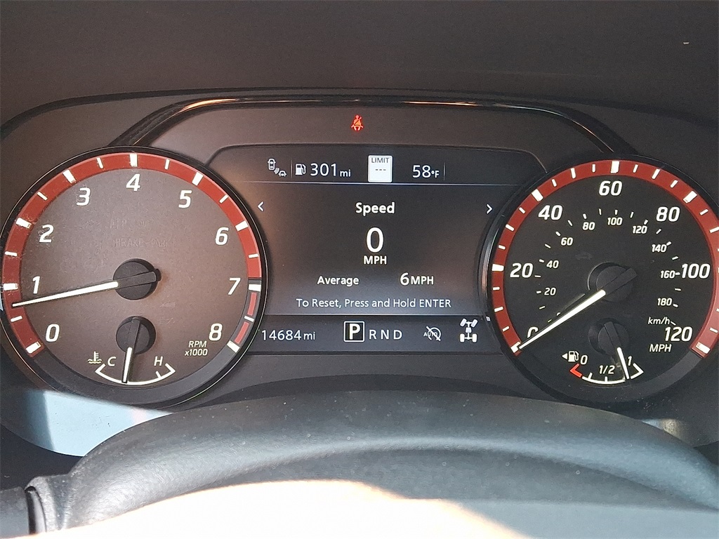 2024 Nissan Frontier PRO-4X photo 25