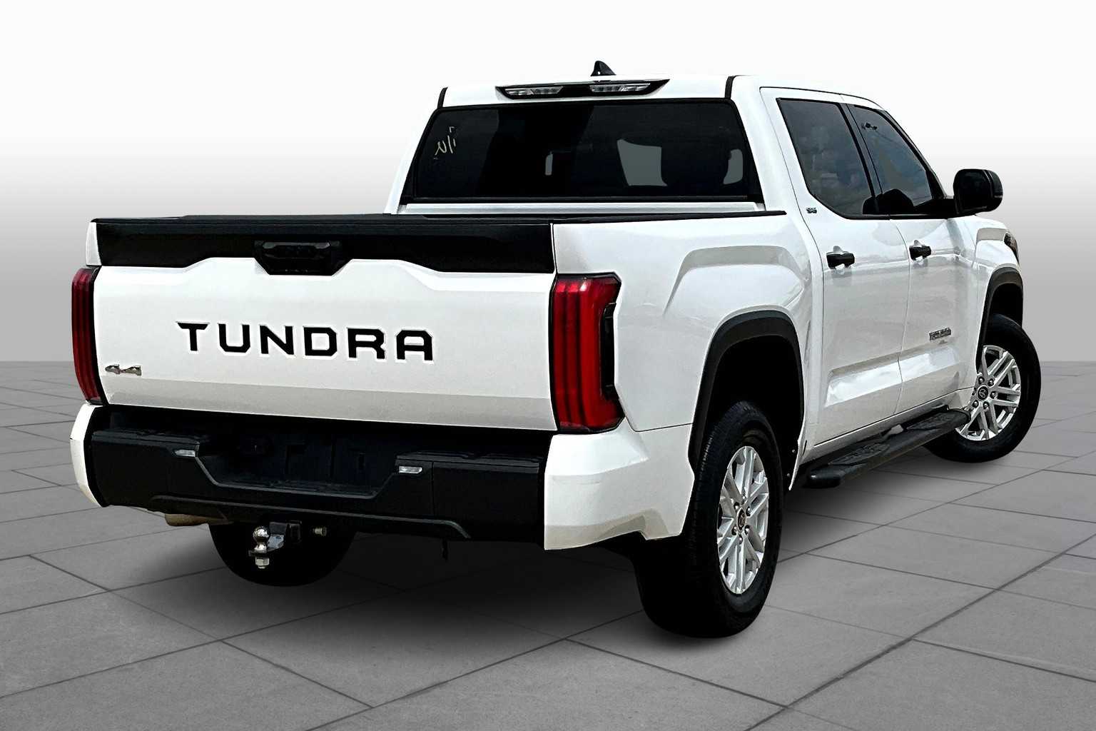 2022 Toyota Tundra SR5 photo 11