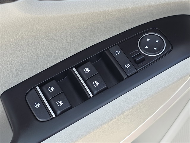 2022 Kia Soul LX photo 16