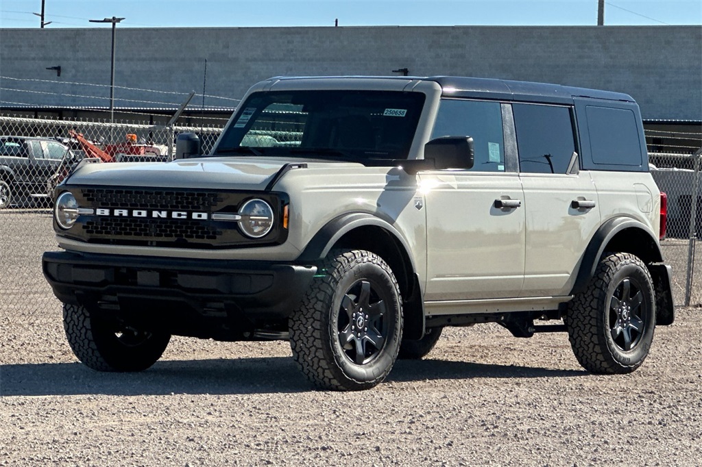 2025 Ford Bronco Big Bend photo 8